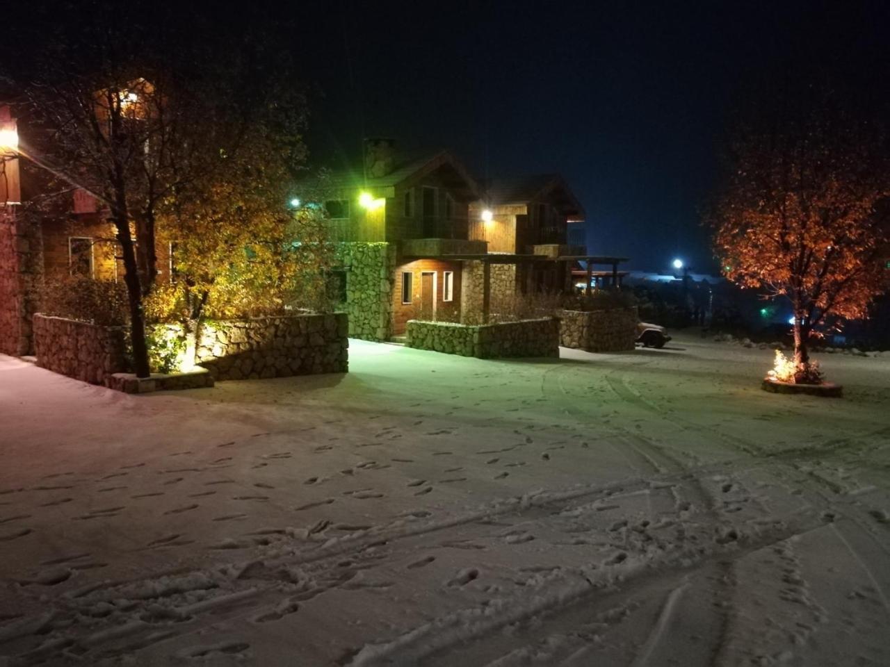 Villars Mayrūbā エクステリア 写真